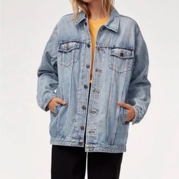 Aritzia TNA Blue Denim Jean Jacket - Picture 4 of 5